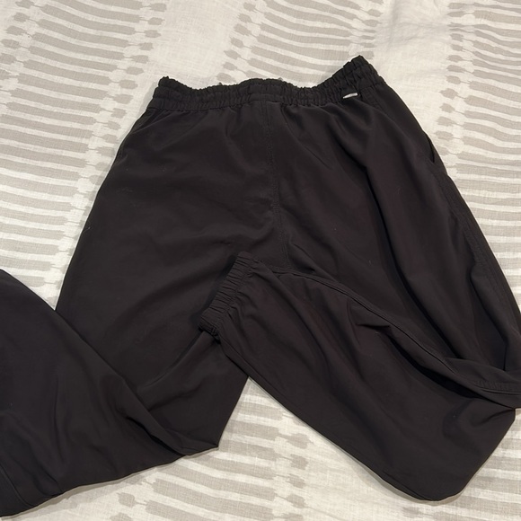 VUORI Women's Weekend Jogger size small - Picture 5 of 7